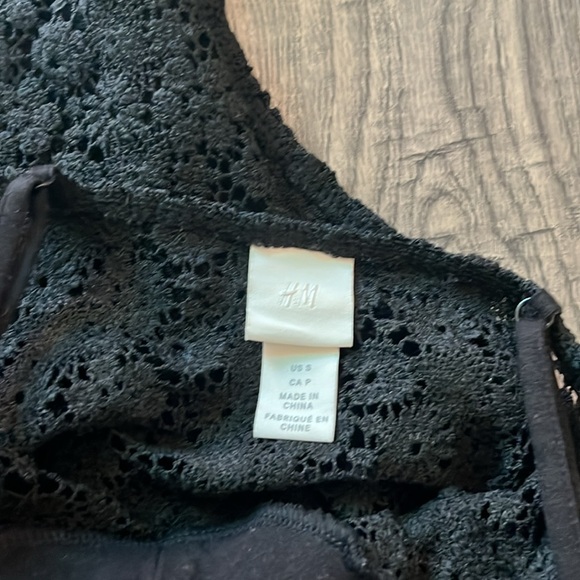 Black body suit size small - Picture 3 of 4